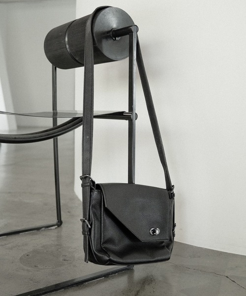 cii ショルダーバッグ 「UNISEX」CROSS BODY BAG / クロスボディバッグ