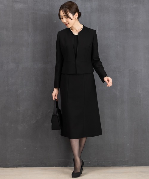ブラックフォーマル クロエ（レディーススーツ、フォーマル