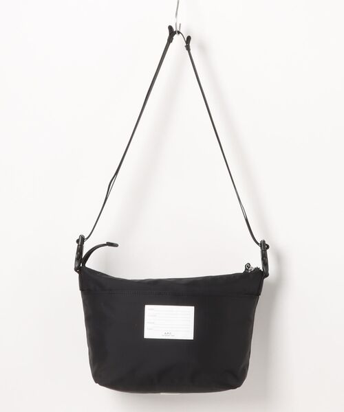 A.P.C. アーペーセー レザー ボディーバッグ ブラック ウエストポーチ A.P.C.（アーペーセー） ウエストポーチ BESACE TREK メンズ
