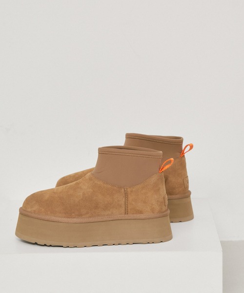 UGG Australia（アグオーストラリア） 「UGG」 ブーツ 24 キャメル