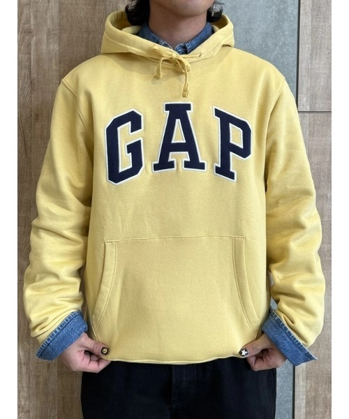 GAP（ギャップ） プルオーバーパーカー X-SMALL イエロー メンズ 