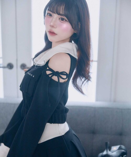 Belle Charme tシャツ 「Belle Charme」Logo Pocket Rib Blouson