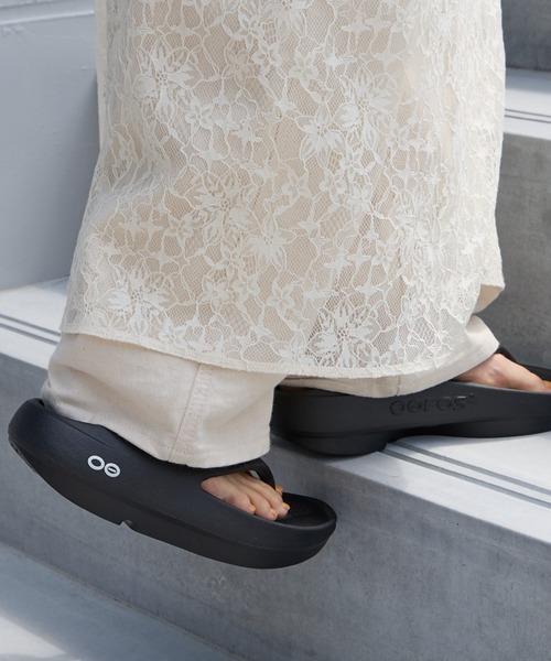 OOFOS サンダル　新品未使用 OOFOS（ウーフォス） サンダル OORIGINAL PLUS リカバリーサンダル