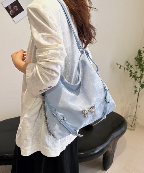 美品✨B5可 TORY BURCH レザー デカロゴ バッグパック y2k ✨️美品✨️ TORY BURCHレザーショルダーバッグ金チェーンデカロゴ