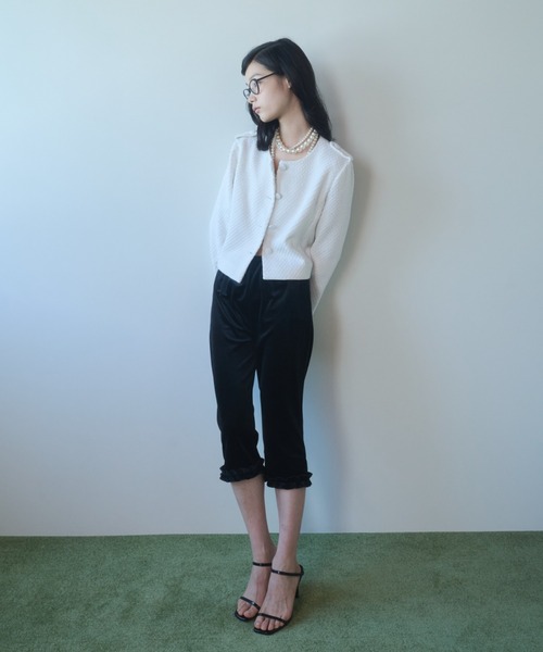 FEKETE（フェケテ） パンツ velour frill capri pants / ベロアフリル