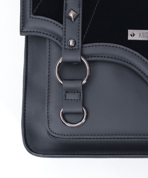 NIBBLE POISON（ニブルポイズン） ショルダーバッグ バッグ コウモリ