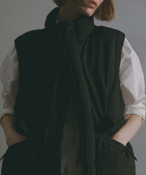 Marmot×ETRE TOKYO PERTEXダウンベスト　ブラックSサイズ ETRE TOKYO（エトレトウキョウ） ダウンベスト ベスト Marmot×ETRE