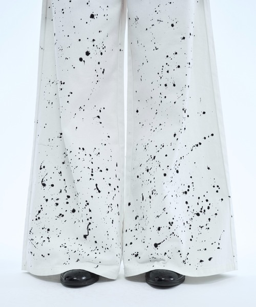 ジーンズ Hand paint wide buggy flare denim pants / ハンドペイント