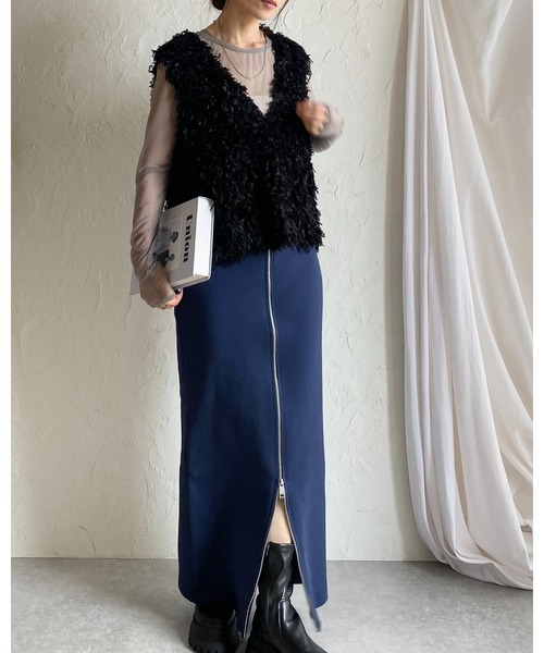 She's Closet ベスト ジレ 深Vネックショート丈フェザー