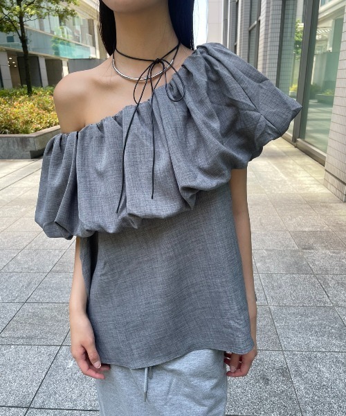 AIC. ブラウス シャツ 2WAYバックリボンオフショルトップス