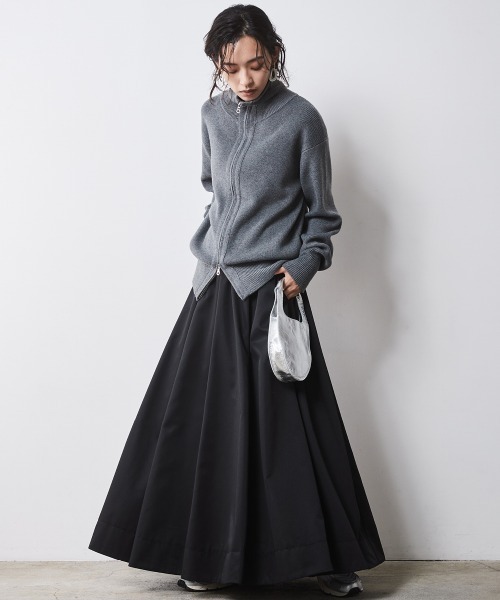 大きいサイズ有◎ ナイロンフレアスカート マキシ丈 ロゴ付き CHIC STYLE スカート フレアマキシスカート 「大きいサイズ有