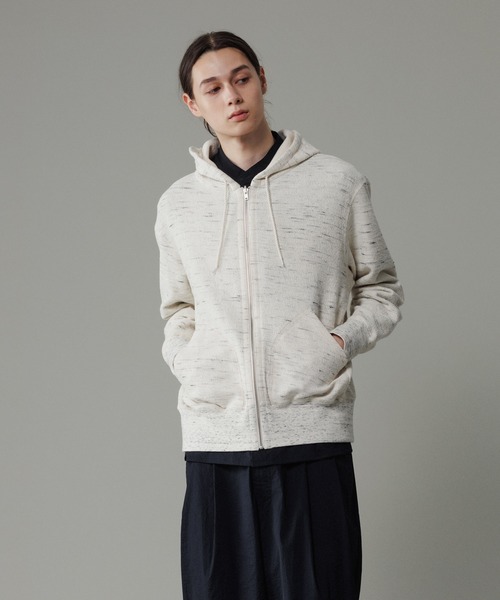 ADAM ET ROPE'（アダムエロペ） パーカー 「リバーシブル/パイル