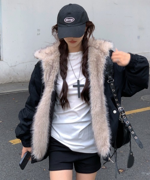 ブルゾン アウター フェイクファーフードブルゾン/防寒中綿ジャケット