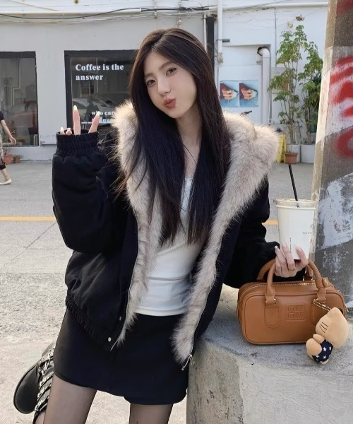 ブルゾン アウター フェイクファーフードブルゾン/防寒中綿ジャケット