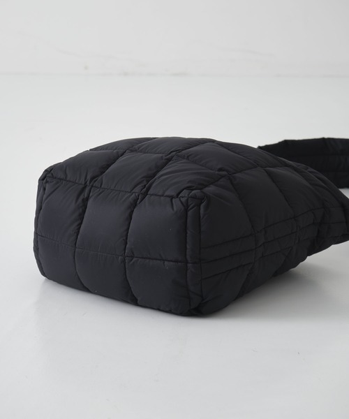 beautiful people（ビューティフルピープル） ショルダーバッグ「TAION