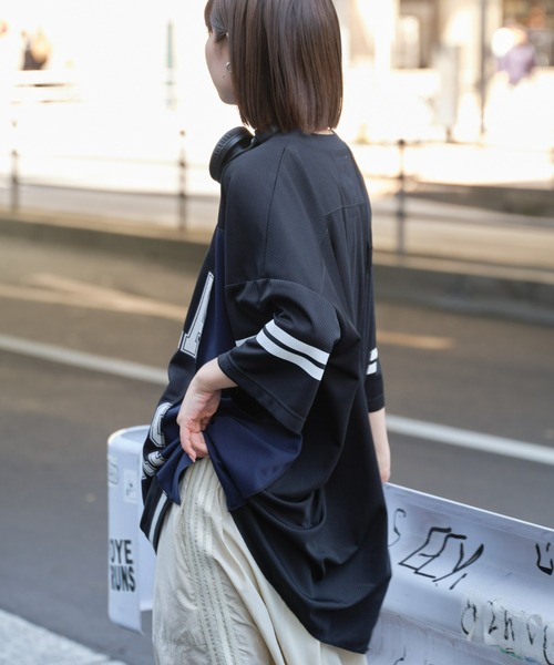 「etsinta」 半袖Tシャツ ONE SIZE レッド レディース_画像5