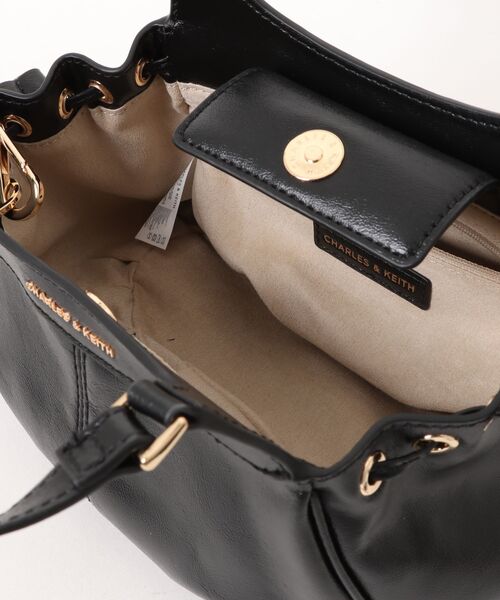 CHARLES ＆ KEITH（チャールズ&キース） トートバッグ Lillith