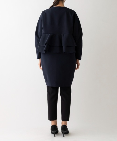 SONO/ソーノ」「SONO NAVY/ソーノネイビー」バックフリルラウン