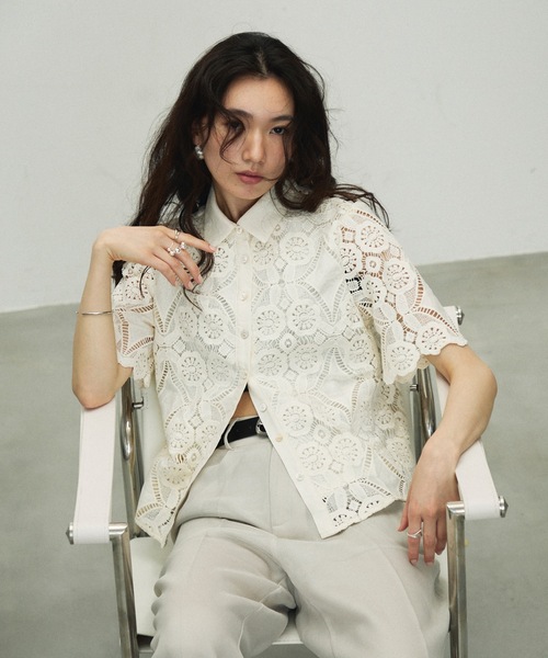 セブンテン　フラワー刺繍レース半袖ブラウス tシャツ Embroidered lace short-sleeved shirt / 刺繍レース
