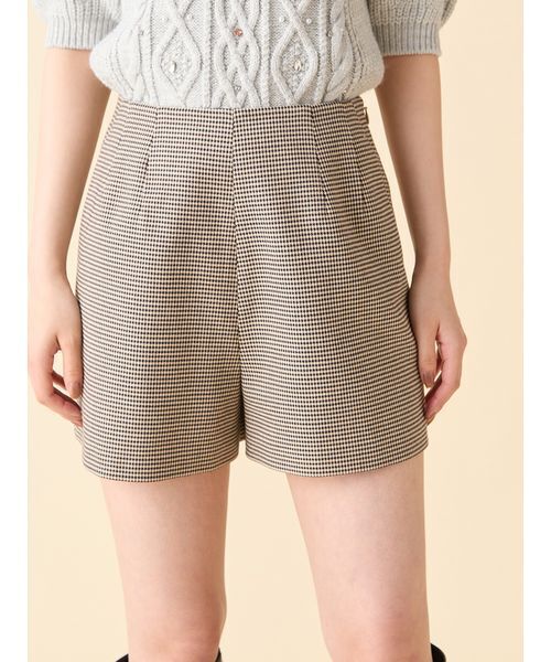 オンライン完売色　未使用タグ付きLILY BROWN ショートパンツ LILY BROWN パンツ ミニマルショートパンツ レディース