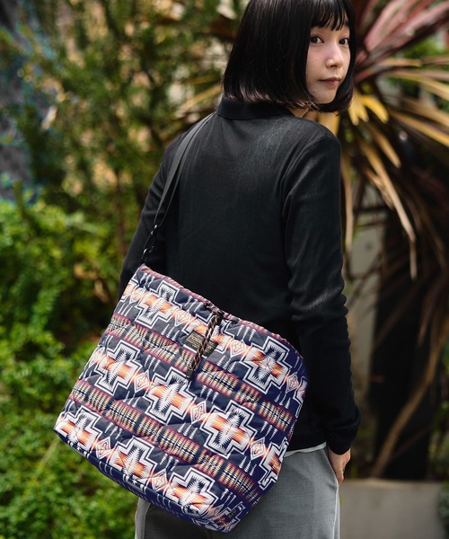 バッグ kyao 在庫商品】ドロップ型がま口ボディバッグ【Sarei コーデュラ（R