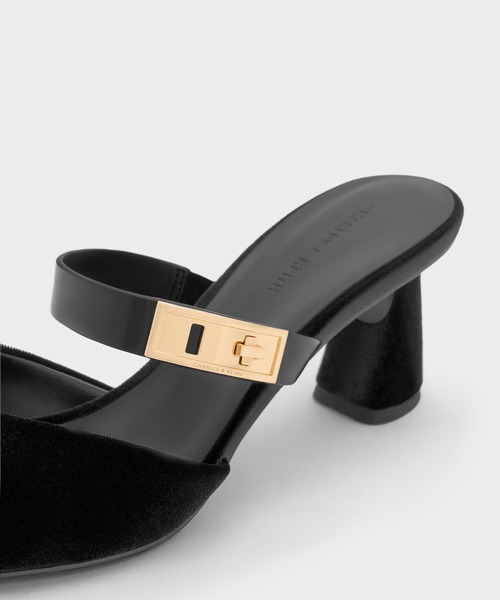 CHARLES ＆ KEITH（チャールズ&キース） サンダル Lando ランド ポイン