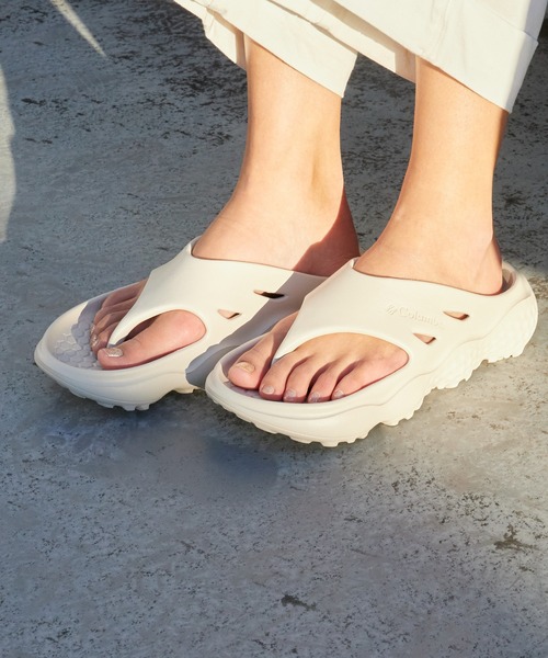 Columbia（コロンビア） サンダル THRIVE REVIVE FLIP エンボスロゴ