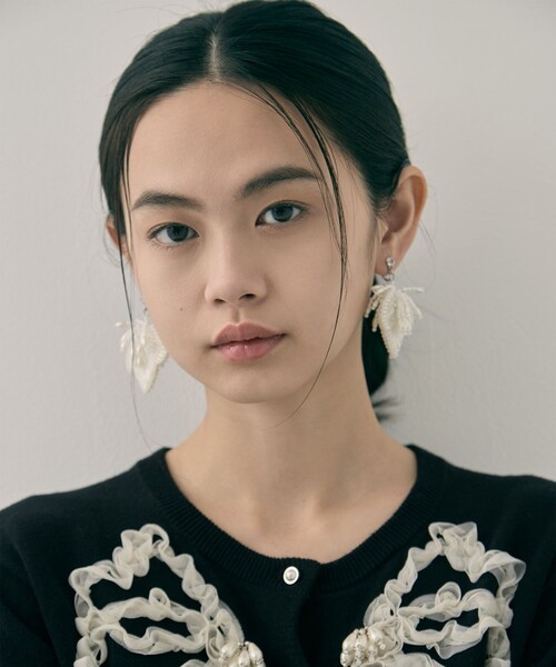 ピアス 「tanakadaisuke/タナカダイスケ」white clover beads earrings/ホワイトクローバービーズイヤリングの画像