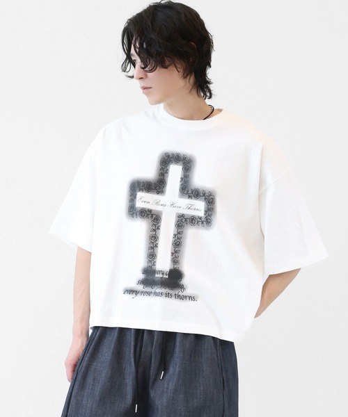M*M様 +C定番 Long T-shirt 白と黒2枚半袖Tシャツ一枚クロスク minsobi（ミンソビ） tシャツ ローズクロス プリント ワイドクロップド