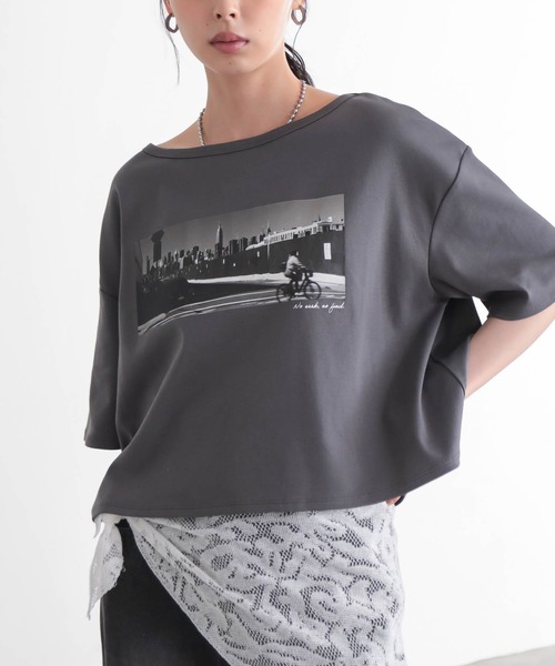レディース 半袖Tシャツ チャコールグレー フォトプリント for/c（フォーシー） tシャツ 半袖 ショート丈フォトプリントTシャツ