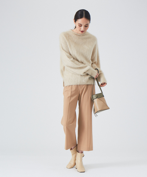 qualite（カリテ） パンツ ピンタックフレアパンツ レディース