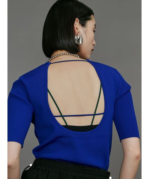 UN3D. バックオープンデザイン 半袖ニットトップス UN3D. ニット セーター BACK OPEN KNIT TOP / バックオープン