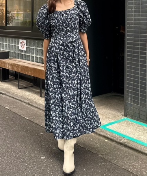 rienda ワンピース バストギャザーデザインフレアワンピース