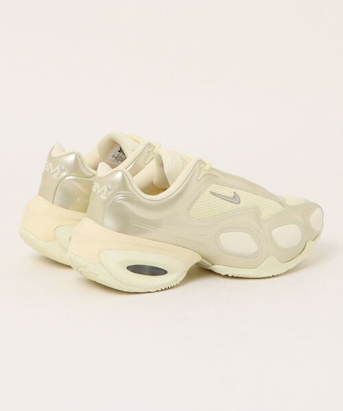 Nike W Air Museホワイト スニーカー 新しいウィメンズスニーカーにスタイルとイノベーションを融合