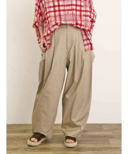 パンツ tomsan JOSE MOON（ジョゼムーン）の「RANDOM TUCK PANTS METALLIC