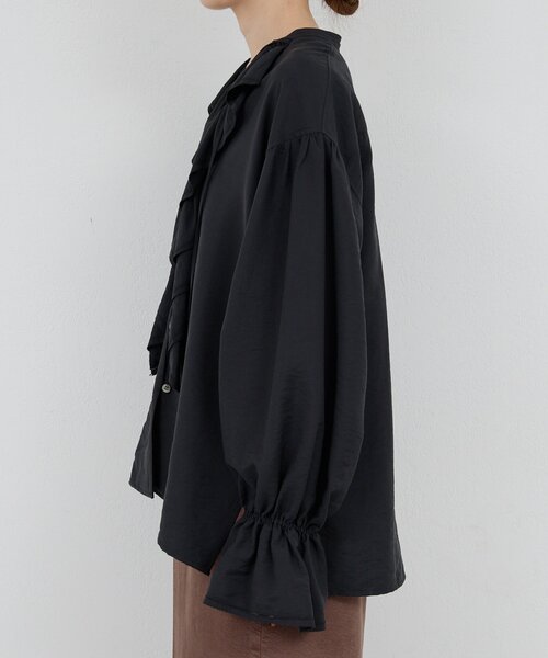 美品◆GALLARDAGALANTE 定価1,9万　ブラウス　フリル　ブラック GALLARDAGALANTE ブラウス シャツ フリルブラウス レディース