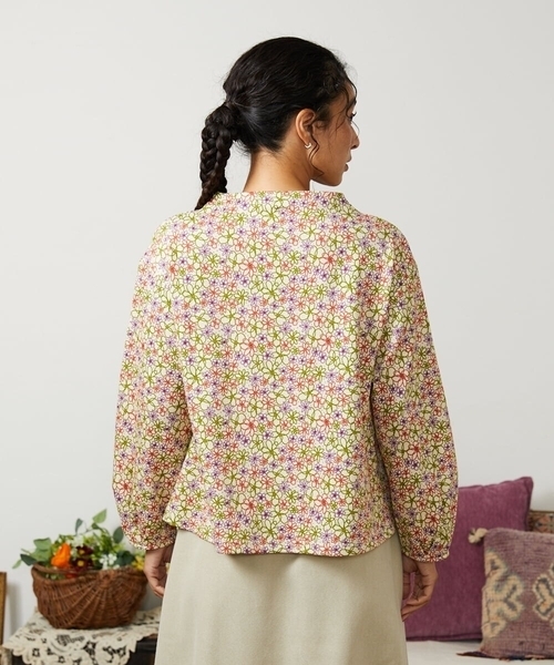 Jocomomola（ホコモモラ） tシャツ Rocinante フラワープリント裏毛