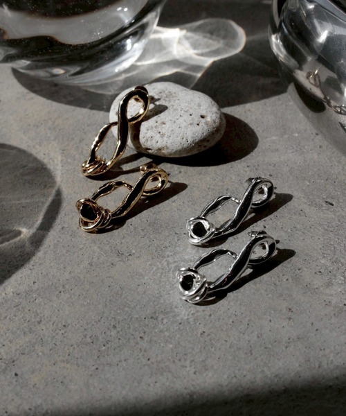 Soierie（ソワリー） ピアス バーチャル ピアス / Virtual pierce 