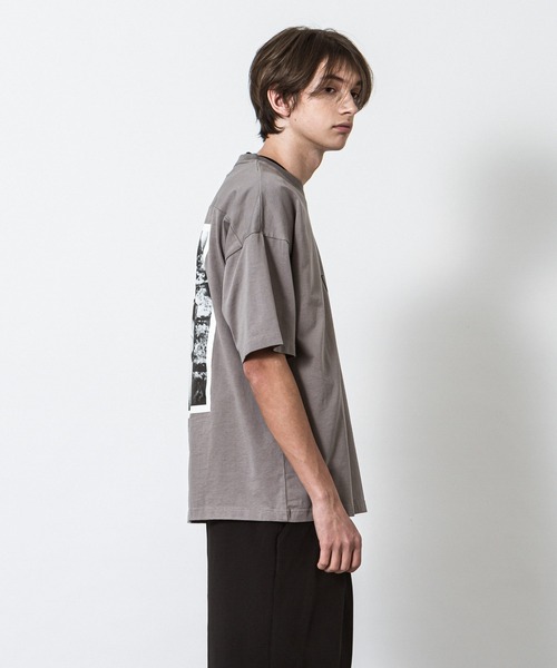 爆買い得価 tシャツ Tシャツ ドロップショルダープリントTシャツ(Unless) ZOZOTOWN PayPayモール店 - 通販 - PayPayモール 再入荷低価