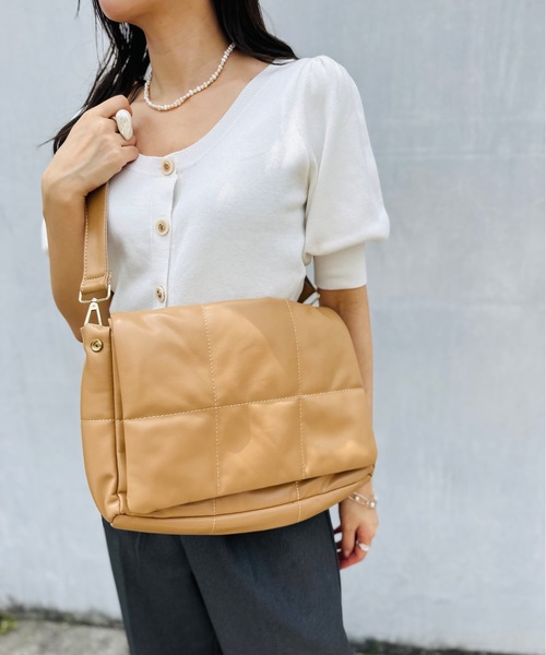 ショルダーバッグ バッグ IO select / フェイクレザーキルティング