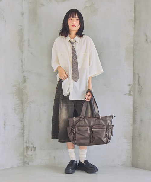 ボストンバック10個 UNISEX/PCポケット付き/500mlペットボトルも入る》10ポケットボストン