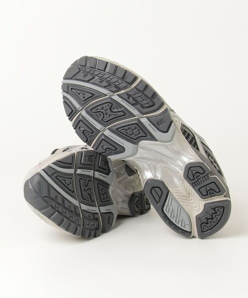 「ASICS」 ローカットスニーカー 27 グレー系その他 メンズの画像