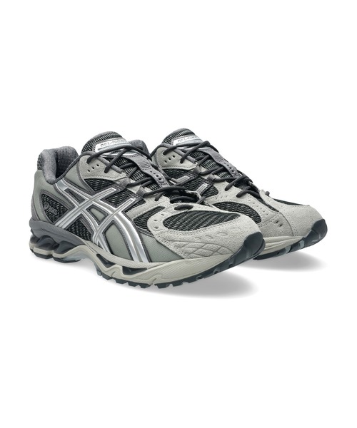 「ASICS」 ローカットスニーカー 27 グレー系その他 メンズの画像