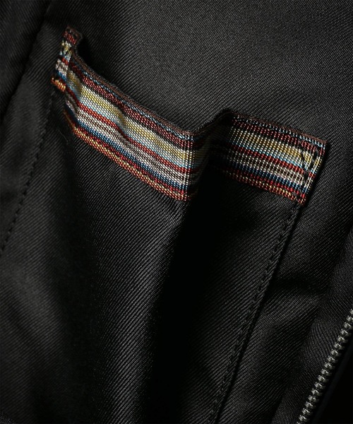 Paul Smith（ポール・スミス） ウエストポーチ シグネチャーストライプ