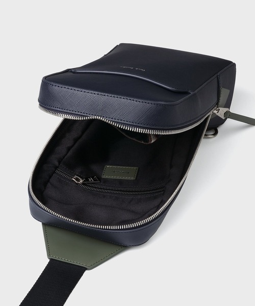 Paul Smith（ポール・スミス） ウエストポーチ シグネチャーストライプ