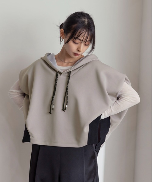 新品未使用　エイミーロウ　デザインフーディトップス　グレージュ　トップス　洗濯可 Eimee Law（エイミーロウ） tシャツ デザインフーディ トップス