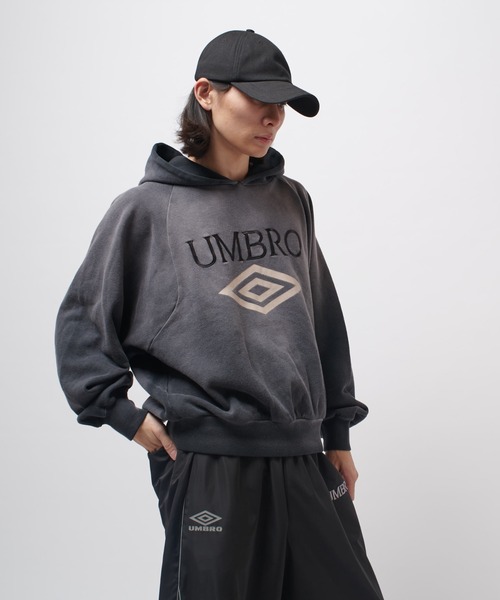 umbro イングランド　ボーダー スウェット S umbro イングランド ボーダー スウェット S