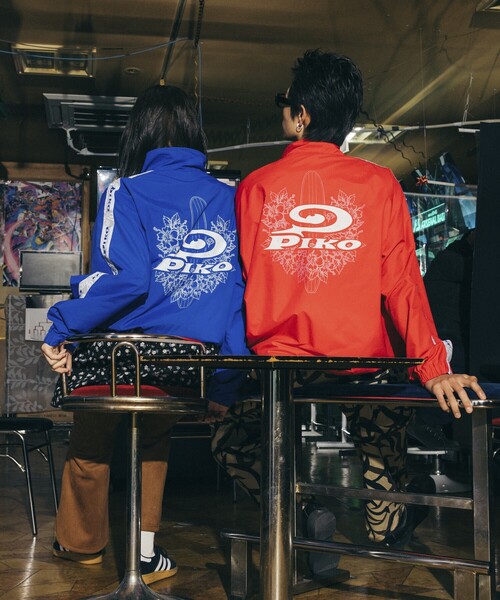 PIKO ピコ　希少品　90s ダウンジャケット　ブラック　Lサイズ PIKO ピコ 希少品 90s ダウンジャケット ブラック Lサイズ 2025