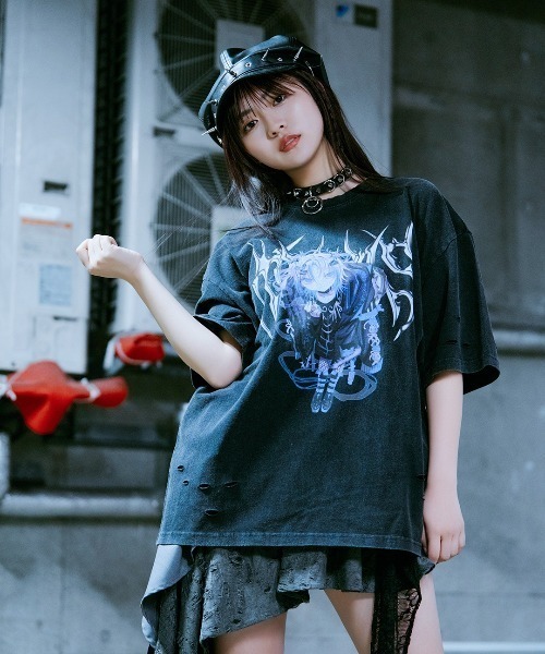 TRAVAS TOKYO × REFLEM コラボ　Tシャツ 激レア】TRAVAS TOKYO × REFLEM コラボTシャツ 地雷系服