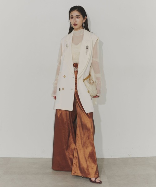 トップス Chris TROIS. Collected Bijoux vest Chris TROIS.（クリストロワ）の「Collected Bijoux vest（ベスト